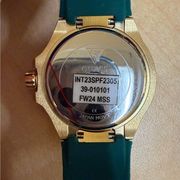 Guess Women's 38mm Watch - Green Silicone Band & Gold Tone - Picture 8 of 9
